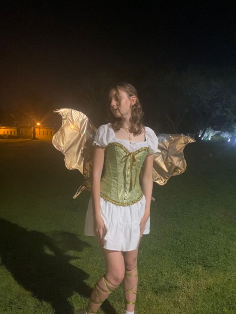 This pen is a fairy costume #fairy #green #halloween #costume 🧚 Fairy Costume With Pants, Green Halloween Costume, Fairy Halloween, Green Halloween, Phoebe Tonkin, 16th Birthday Party, Fairy Costume, 16th Birthday, Halloween Ideas