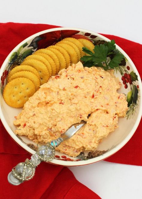 Cajun Crab Dip Recipe, Immitation Crab Recipes, Crabmeat Stuffing, Cajun Crab Dip, Crab Appetizers, Cajun Crab, Crab Dip Recipe, Oysters Rockefeller, Cajun Seafood