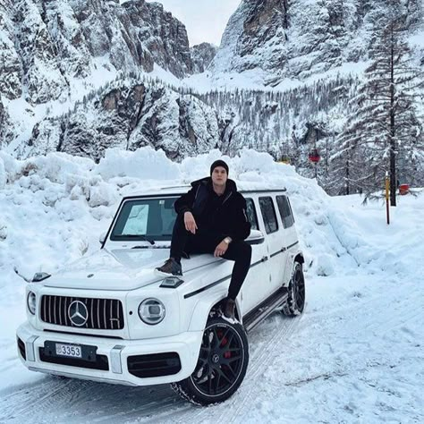 Car Pose Ideas, Photo With Car, Men Cars Photography, Winter Outfits Men Streetwear, Car Pose, Class G, Cool Truck Accessories, G 63, Luxury Cars Audi