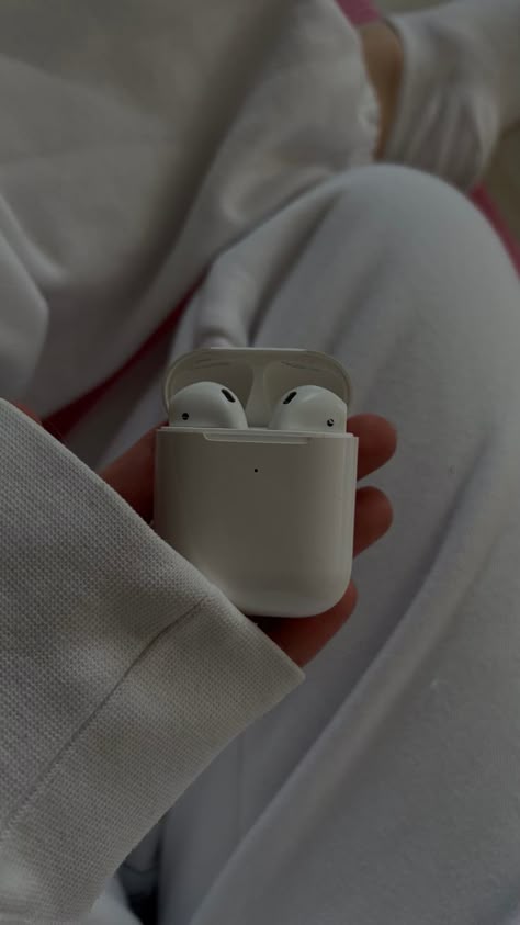 Iphone Airpods Aesthetic, Airpod Case Aesthetic, Air Pods Aesthetic, Working Aesthetic, Wood Living Room Decor, Airpods Aesthetic, December Vibes, Clean Girl Vibes, Us Friends