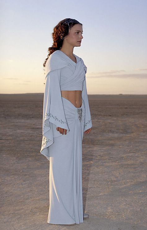 Dressing A Galaxy: Part – 6: Padme Blue Tatooine Cape Dress: Ep: II – DIY The Galaxy Of Star Wars Princess Padme, Padme Outfits, Star Wars Girl, Padme Costume, Star Wars Outfit, Midriff Dress, Star Wars Padme Amidala, Royal Outfit, Padmé Amidala