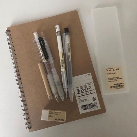 Muji Stationary, Muji Stationery, Muji Pens, Studying Stationary, Materi Bahasa Jepang, Study Stationery, Romanticizing School, Stationary School, Cute Stationary