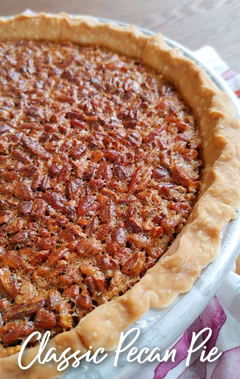 Classic Pecan Pie! A no-fail recipe for pecan pie with a smooth, caramelly filling studded with southern pecans perfect for Thanksgiving and Christmas dinner! Pecan Pie With Chopped Pecans, Pecan Pie Recipe With Store Bought Crust, Utterly Deadly Southern Pecan Pie Recipe, Southern Style Pecan Pie, Pecan Pie With Karo Syrup, Easy Homemade Pecan Pie, Pecan Pie Recipe With Karo Syrup, Cracker Barrel Pecan Pie, Pecan Pie With Frozen Crust