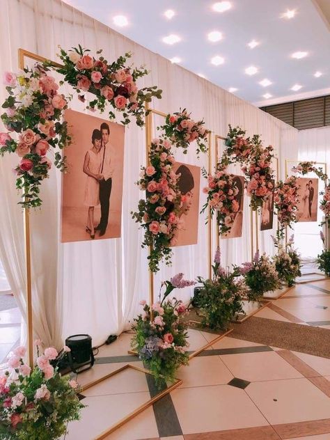 Stage Decor Ideas Events, Photo Area Wedding Backdrops, Photo Area For Wedding, Wedding Backdrop Design Outdoor, Birthday Entrance Decor, Entrance Wedding Decor, Entrance Decoration Wedding, Wedding Photo Area, Decorating Ideas Wedding