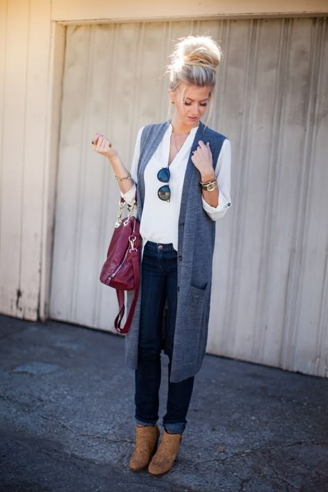 1000+ ideas about Long Vests on Pinterest | Vests, Sleeveless ... Long Sleeveless Cardigan Outfit, Sleeveless Cardigan Outfit, Long Vest Outfit, Long Knit Vest, Elle Apparel, Long Sleeveless Vest, Long Sleeveless Cardigan, Long Sweater Vest, Damen Outfit