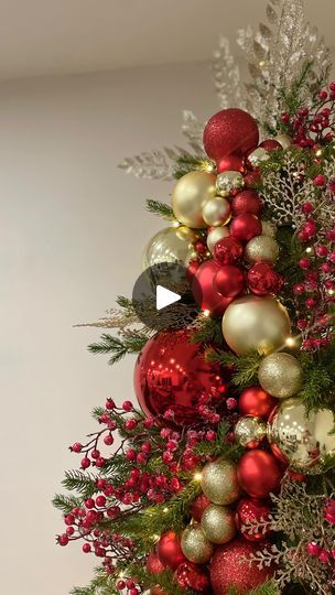 Bauble Garland, Christmas Details, Christmas Decor Crafts, Floral Picks, Christmas Tree Decor, Floral Wire, Tree Ideas, Christmas Tree Ideas, Crafts Gifts