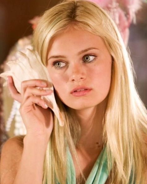 Aquamarine Movie, West End Girls, Joanna Levesque, Sara Paxton, No Ordinary Girl, H2o Mermaids, Coconut Dream, Mermaid Aesthetic, Ordinary Girls