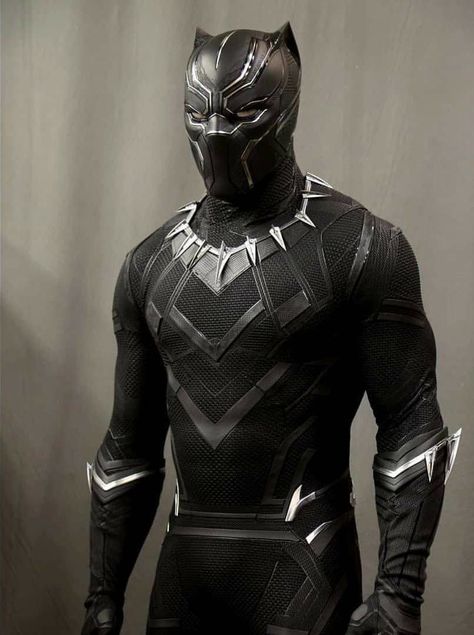 Ron Drawing, Marvel Cosplay Ideas, Black Panther Outfit, Black Panther Suit, Black Panthera, Panthers Outfit, Villain Clothing, Black Panther Superhero, Avengers Games