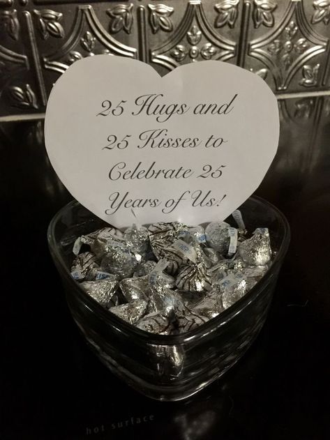 25 Anniversary Table Decorations, 25 Yr Anniversary Party Ideas, 25th Year Wedding Anniversary, 25th Wedding Anniversary Decorations Diy, 25th Wedding Anniversary Themes, 25 Th Wedding Anniversary Ideas Decor, Silver Anniversary Centerpieces, 25 Anniversary Dress Ideas, 25th Anniversary Party Ideas Decoration