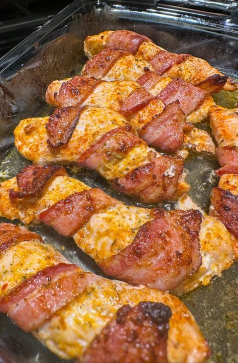 Bacon Wrapped Garlic Parmesan Chicken Bacon Wrapped Chicken With Cheese, Bacon Wrapped Garlic Parmesan Chicken, Barbecue Bacon Chicken, Bacon Wrapped Ranch Chicken, Bacon Wrapped Chicken Tenderloins, Katie Cross Recipes, Chicken With Bacon Recipes, Rotel Meatloaf Recipe, Injecting Turkey