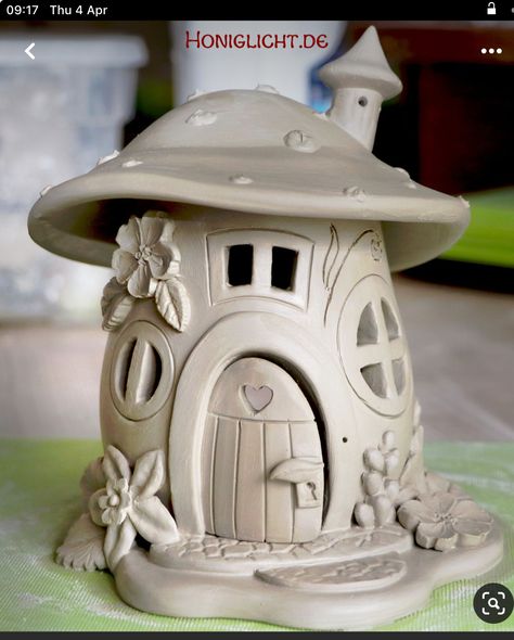 Ceramic Gnome House, Ceramic Fairy House Ideas, Clay Toadstools, Clay Bird Houses, Ceramic Bird Houses, Ceramic Fairy House, Ceramic Birdhouse, Painted Ceramic Plates, Clay Fairy House