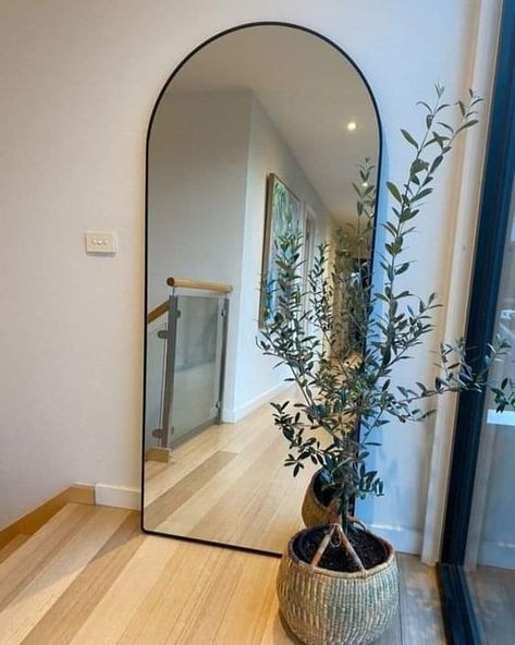 Hallway Mirror Decor, Mirror Selfie Aesthetic, Mirror Decor Ideas, Mirror Decor Living Room, Mirror Aesthetic, Hall Mirrors, Long Mirror, Selfie Aesthetic, Aesthetic Mirror