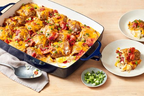 Dig into this Loaded Potato Skin Casserole, a hearty dish that the whole family will love. With baked potato skins, sour cream, ranch dressing, bacon, VELVEETA® and more, you Potato Skin Casserole, Loaded Baked Potato Skins, Meatless Entrees, Raisin Bran Muffins, Dish To Pass, Leftover Baked Potatoes, Savory Side Dishes, Loaded Potato Skins, Baked Potato Skins