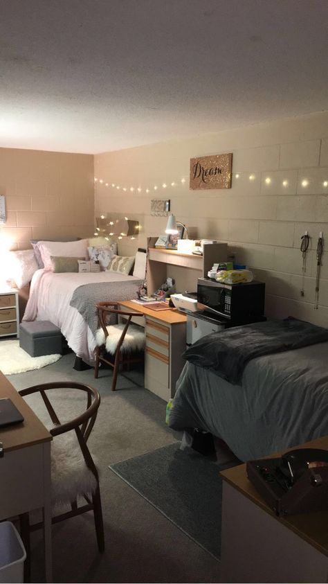 Dorm room 2017 Basement Dorm Room Ideas, Dorm Room With Roommate, Dorm Room Ideas With Roommate, Dorm Room Ideas Roommate, Dorm Room Comforters, Unique Dorm Room, Elegant Dorm Room, Dream Dorm Room, Nice Bedroom