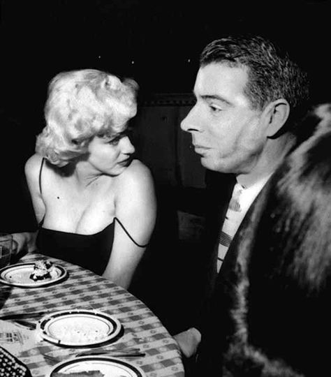 Marilyn and Joe Lets Make Love, Bert Stern, Jackie Gleason, Milton Berle, Marilyn Monroe Art, Septième Art, Joe Dimaggio, Jerry Lewis, Maria Callas