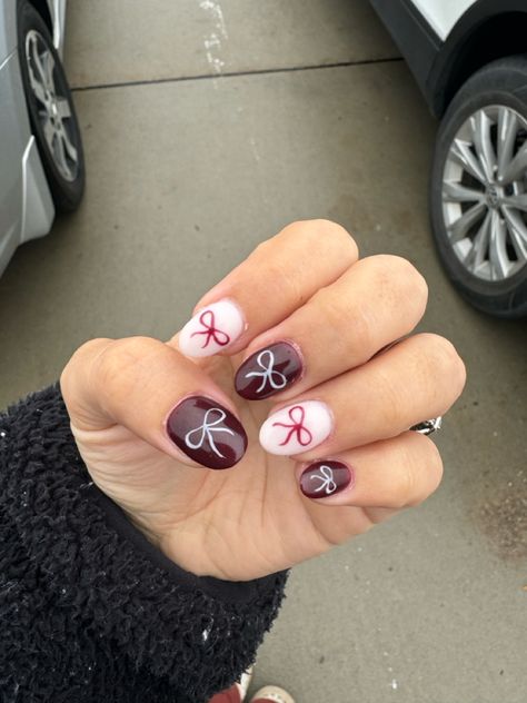 Bows fall nails nail inspo Preppy Fall Nails, Fall Nail Inspo, Bow Nails, Bow Nail Art, Summer Toe Nails, Preppy Fall, Toe Nail Designs, Fall Nail, Fall Nails