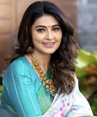 Sneha Saree, Tisca Chopra, Actress Sneha, Sneha Actress, Sarees South Indian, Bridal Sarees South Indian, Hrithik Roshan, Bridal Sarees, Actress Pics