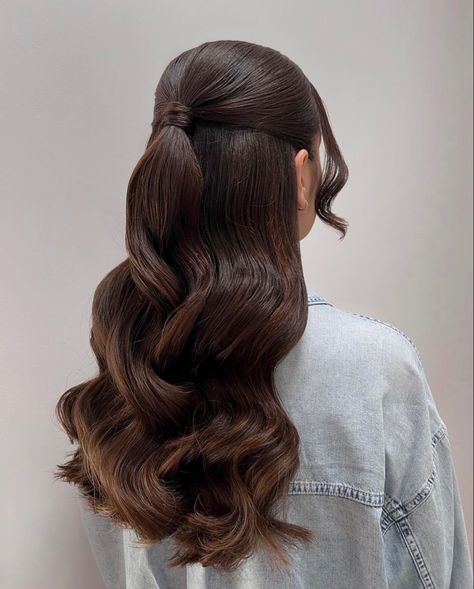 Hairstyles With Curled Hair, Guest Hairstyles, Formal Hairstyles For Long Hair, Half Ponytail, Occasion Hair, Hollywood Hair, Simple Prom Hair, Easy Wedding, Guest Hair