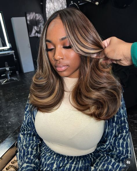 Black Hair With Highlights Blonde Girl, Honey Brown Hair With Blonde Highlights, Traditional Sew In With Highlights, Quickweave With Highlights, Honey Brown Sew In, Ombre Hair Color For Black Hair, Quick Weave With Highlights, Sew In With Highlights, Quick Weave With Color