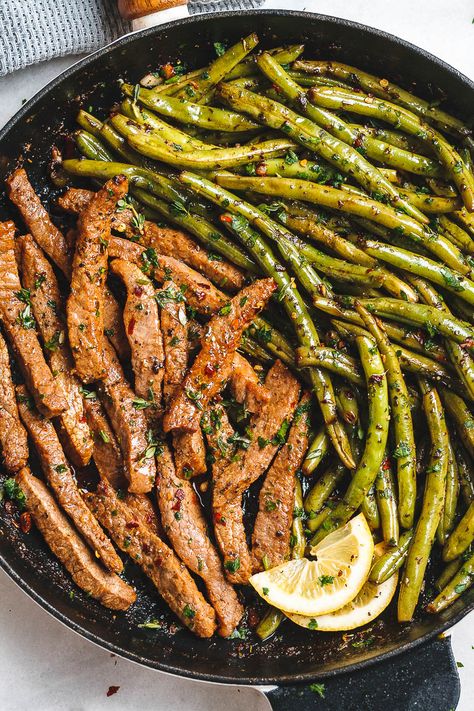 Garlic Butter Steak and Lemon Green Beans Skillet - So addicting! The flavor combination of this quick and easy one pan dinner is spot on! High Protein Steak Recipes, Green Beans Skillet, Steak And Green Beans, Easy One Pan Dinner, Lemon Green Beans, Butter Steak, Garlic Butter Steak, One Pan Dinner, Steak Butter