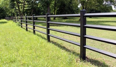 Square Tubular Fencing Texas Fence Ideas, Square Tubing Fence, Pipe Fence Entrance, Cattle Fence Ideas, Pipe Fence Ideas, Property Fencing, Landscaping Entryway, Cattle Fencing, Farm Gates Entrance