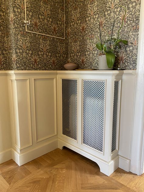 Ways To Cover Radiators, Hiding Radiator Ideas, Radiator Desk, Hidden Radiator, Hide Radiator, Boiler Cover Ideas, Radiator Cover Ideas, Banquette Seating Diy, Wall Radiators