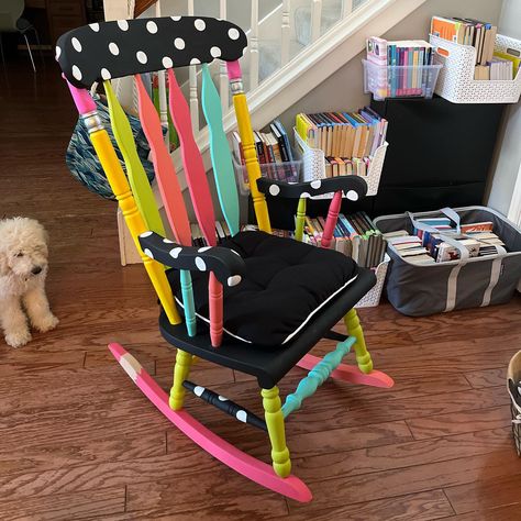 Pencil Rocking Chair, Rocking Chairs For Teachers, Share Chair Classroom, Birthday Chair Classroom, School Rocking Chair, Rocking Chair For Classroom, Rocking Chair Classroom, Classroom Rocking Chair Diy, Teacher Chairs For Classroom Diy