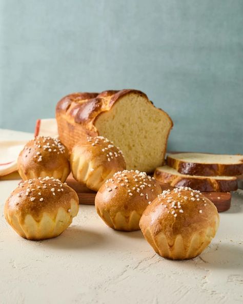 How to Make Brioche, Classic Brioche Recipe I Baker Bettie How To Make Rolls, Baker Bettie, Brioche Recipe, Baking School, Pastry Pie, Baking Science, Egg Whisk, Breakfast Cake, Sandwich Bread