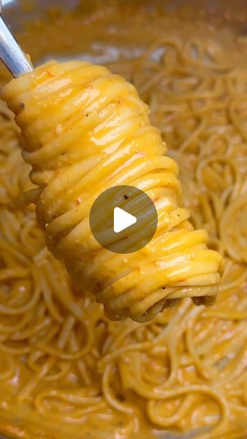 Tomato Linguine, Fresh Pasta Sauce, Vegetarian Recepies, Cheese Pasta Recipes, Best Pasta Dishes, Favorite Pasta Recipes, Cherry Tomato Pasta, Cheese Tomato, Bistro Food