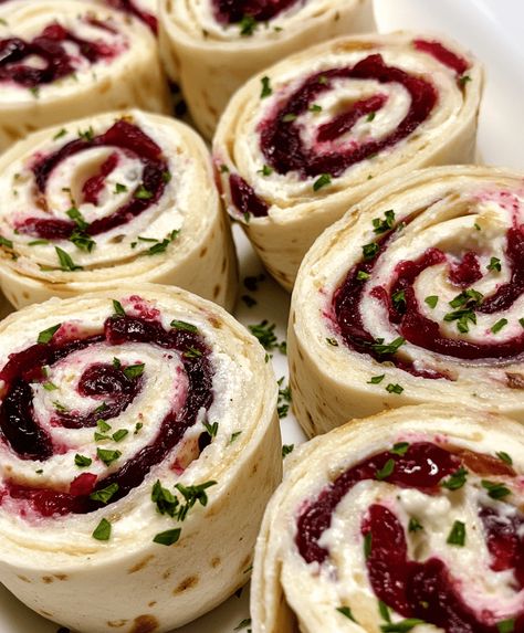 Cranberry Recipes Healthy, Pinwheel Appetizers Cream Cheese, Pinwheels With Cream Cheese, Cranberry Feta Pinwheels, Feta Pinwheels, Dinner Ideas Easy Recipes, Holiday Apps, Cream Cheese Pinwheels, Drinks Breakfast