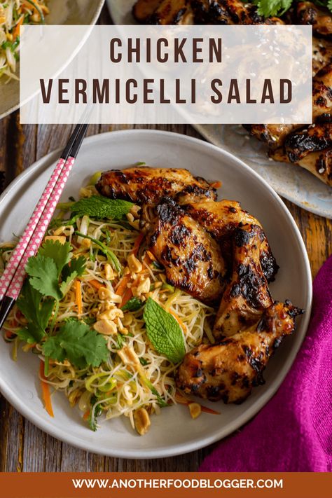 This chicken vermicelli noodle salad is the PERFECT tasty but easy dinner! Ready and on the table in 30 minutes - what more could you ask for? #chicken #vermicelli #chickenvermicelli #vermicellinoodle #noodlesalad #vermicellinoodlesalad @another_food_blogger Chicken Vermicelli Recipes, Chicken Vermicelli Bowl, Cold Summer Meals, Pho Recipes, Chicken Vermicelli, Vermicelli Pasta, Vermicelli Salad, Salad Options, Glass Noodle Salad