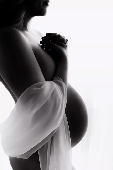 Home Maternity Photography, Studio Maternity Shoot, Maternity Studio Photoshoot, Intimate Maternity, Maternity Photography Poses Couple, Maternity Photography Studio, Couple Pregnancy Photoshoot, Maternity Photography Poses Pregnancy Pics, Maternity Photoshoot Ideas