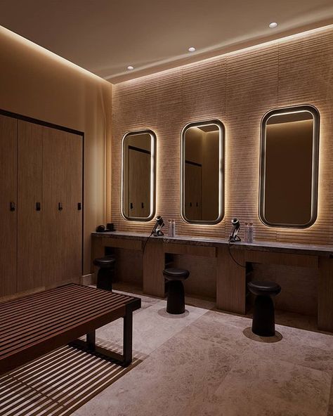 Equinox Hotels on Instagram: “The Spa's inner sanctum: A locker room you won't want to leave. #equinoxhotels #forthosewhowantitall” Equinox Hotel, Equinox Gym, Gym Design Interior, Restroom Design, Spa Gym, Gym Lockers, Gym Interior, Hudson Yards, Spa Design