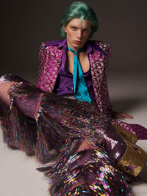 MMSCENE STYLE STORIES: Glam Rock by Nicolas Lam Glam Rock Outfits, 70s Glam Rock, Glam Rock Style, 70s Glam, Disco Glam, Quoi Porter, Rock Outfits, Rock Fashion, Studio 54