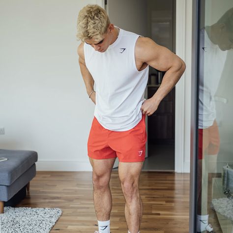 Gym Shark Outfit Men, Gym Shark Men, Gymshark Outfit Mens, Gym Shark Outfit, Mens Gym Outfits, Best Shorts For Men, Gym Shark Shorts, College Fitness, Gymshark Outfit