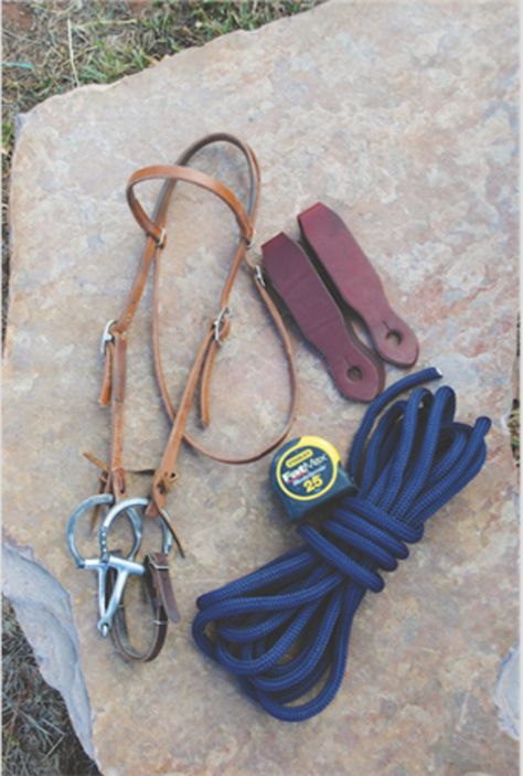 Make your own Mecate Reins with these instructions from American Cowboy Magazine. Cowboy Magazine, Mecate Reins, Wedding Hair For Bride, Diy Horse Tack, Hair For Bride, Mohair Cinch, Horse Tack Ideas, Horse Hair Braiding, Horse Tack Diy