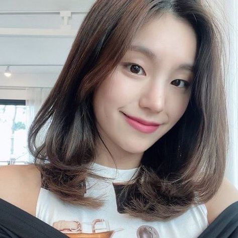 Itzy Sneakers, Hairstyles For 2023, Yeji Icons, Yeji Icon, Long Haircuts, Elegant Midi Dresses, Hair Up Styles, Itzy Yeji, Short Hair Updo