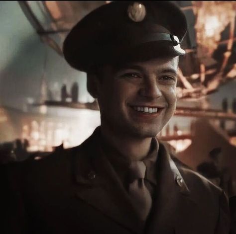 Bucky Headcanon, 1940 Aesthetic, 50s Romance, Bucky Barnes Fanart, Bucky Barnes Aesthetic, Avengers Dr, James Bucky Barnes, Bucky Barnes Marvel, Barnes Marvel