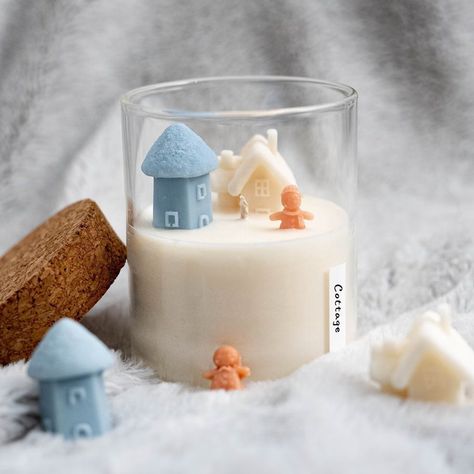 Handcrafted from soy wax, this cottage in the snow candle has a sweet fragrance. This festive scenery in a glass jar will beautify your winter wonderland holiday decor. This candle jar also makes for a lovely gift idea. Unique Candle Ideas, Mountain Walk, Winter Wonderland Decor, Snow Candles, Winter Candles, Wonderland Decor, Globe Gift, Candles Scented, Sweet Fragrance