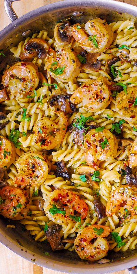 Pesto Shrimp Mushroom Pasta Shrimp Mushroom Pasta, Shrimp Mushrooms, Shrimp Mushroom, Shrimp Stuffed Mushrooms, Pesto Shrimp, Pasta Al Pesto, Mediterranean Pasta, Diner Recept, Shrimp Recipes For Dinner