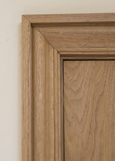 Solid oak architrave available to match your solid oak skirting or to simply finish off your oak door. Like our oak skirting, we have the oak architrave available in a range of different moulds - from the simple to the ornate. Each architrave piece is 20mm thick and 3 inches in width. Thick Door Frame, Oak Architrave, Architrave Door Frames, Architrave Design, Door Frame Detail, Door Architrave, Skirting And Architrave, Oak Skirting Boards, Photography Studio Spaces