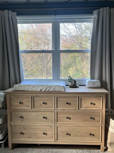 25 IKEA Hemnes Dresser Hacks That Are Easy to Complete Ikea Hemnes Drawers, Ikea Hemnes Bed, Ikea Daybed, Ikea Hemnes Hack, Hemnes Bed, Ikea Dresser Makeover, Ikea Dresser Hack, Ikea Hemnes Dresser, Hemnes Dresser