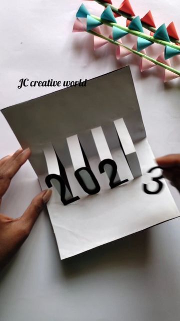 Newyear Card Idea, New Year’s Eve Cards Diy, Happy New Year Cards Diy, Homemade New Years Cards, Diy New Years Cards, New Year Cards Handmade Simple, New Year Cards Handmade Ideas, New Years Cards Ideas, New Year Cards Handmade