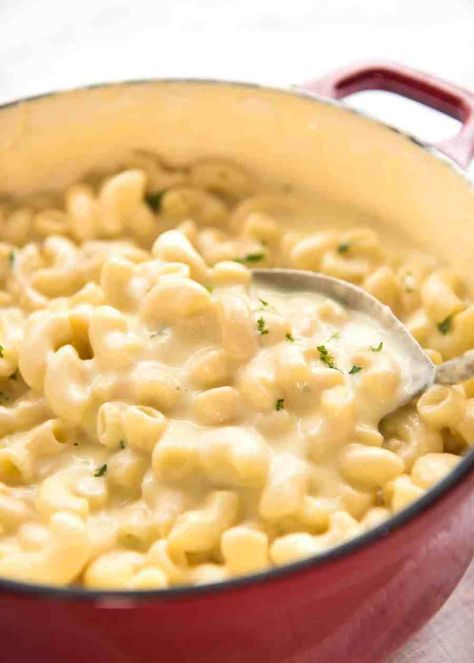 Stovetop Macaroni and Cheese Mac And Cheese Recipe Stovetop, Stovetop Macaroni And Cheese, Creamy Mac And Cheese Recipe, Tin Eats, Resep Pasta, Stovetop Mac And Cheese, Macaroni Cheese Recipes, Pasta Meals, Mac Cheese Recipes