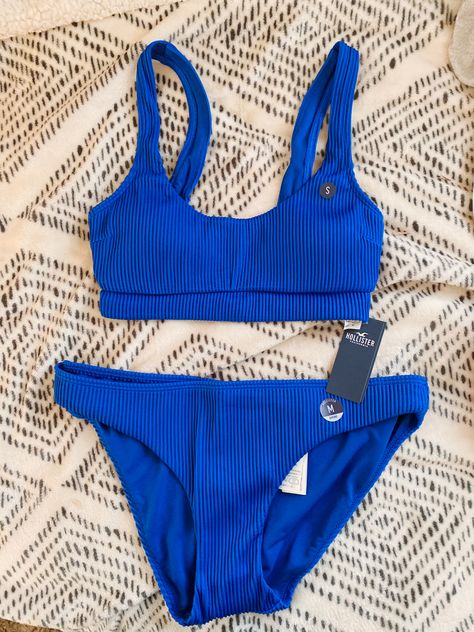 Cute Hollister Outfits, Hollister Swimwear, Hollister Bikinis, Hollister Bathing Suits, Hollister Clothes, Birthday Wishlist, Bora Bora, Summer Outfit, Summer Wardrobe