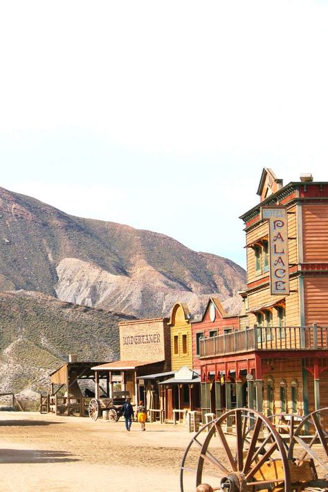 Wild West Town, West Aesthetic, Icon People, Old Western Towns, Old West Town, Western Photo, Old Western, Western Photography, Cowboy Aesthetic