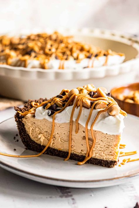 Types Of Pies, Silk Pie Recipe, Ice Box Cakes, Chocolate Silk Pie, Peanut Butter Pie Recipe, Chocolate Cream Pie Recipe, Butter Pie Recipe, Favorite Pie Recipes, Silk Pie