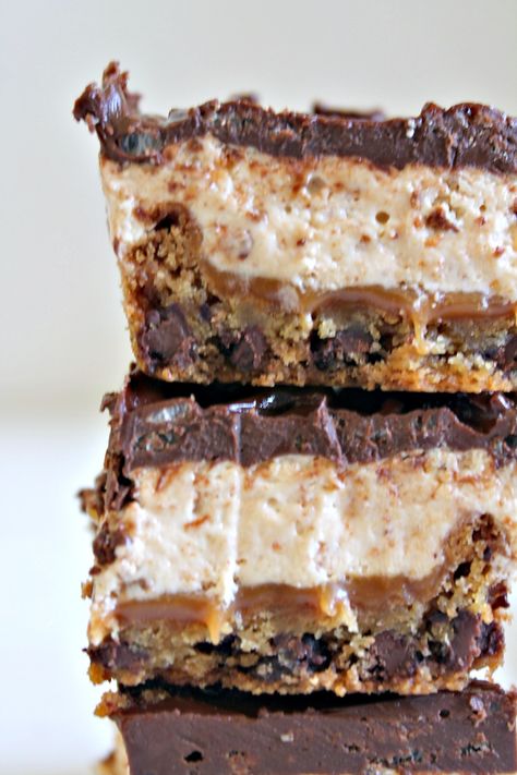 No Bake Cheesecake Bars Recipes, Cookie Ganache, Everything Bars, Truffles Recipes, Marshmallow Bars, Dessert Bar Recipe, Layered Desserts, Cookie Dough Recipes, Caramel Cookies