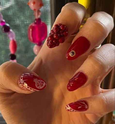 @abajifaji on insta Pomegranate Nail Design, Pomegranate Nail Art, Pomegranate Nails, Food Nails, May Nails, Art Makeup, Short Nail Designs, Oval Nails, Nails 2024