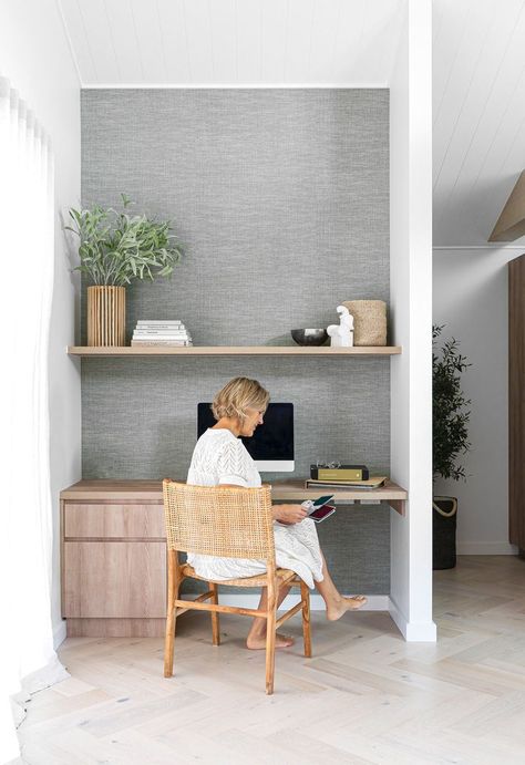 Home Office Nook, Study Nooks, Kaufmann House, Desk Nook, Painted Brick Walls, Brown Leather Chairs, Small Home Offices, Office Nook, Study Nook